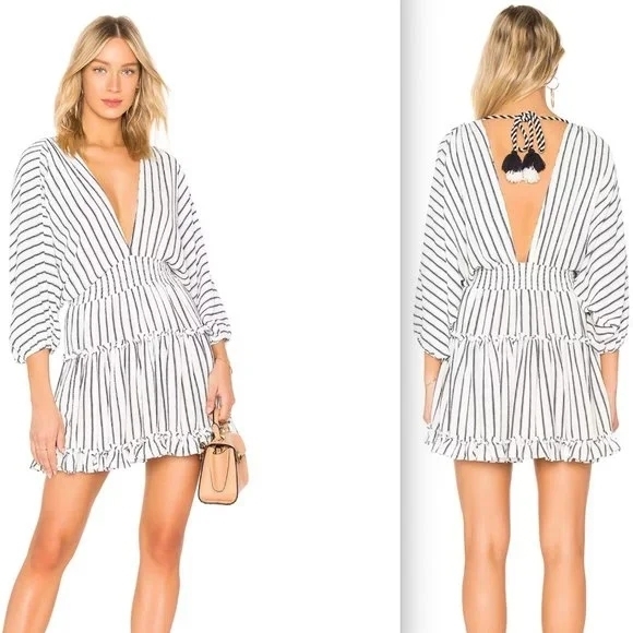 Misa Los Angeles Dresses & Skirts - Misa Los Angeles Black and White Backless Dress